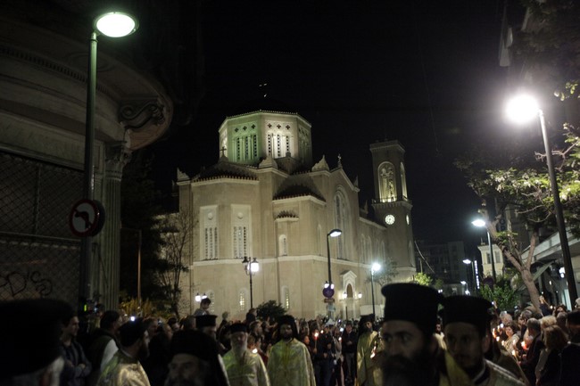 ÌÅÃÁËÇ ÐÁÑÁÓÊÅÕÇ--ÁÊÏËÏÕÈÉÁ ÔÏÕ ÅÐÉÔÁÖÉÏÕ ÊÁÉ ÐÅÑÉÖÏÑÁ ÔÏÕ, ÔÇÓ ÌÇÔÑÏÐÏËÇÓ ÁÈÇÍÙÍ--×ÑÇÓÔÏÓ ÌÐÏÍÇÓ