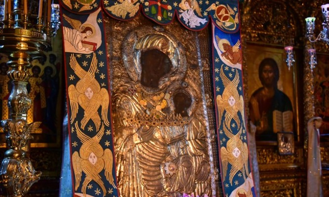 Η εικόνα της Παναγίας που εξαφανίστηκε για 170 χρόνια και βρέθηκε στο Άγιο  Όρος | Dogma