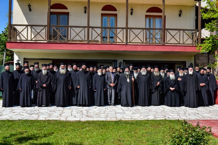 Ιερατική Σύναξη