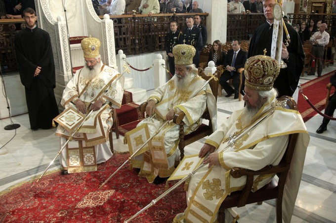 ÐÏËÕÁÑ×ÉÅÑÁÔÉÊÏ ÓÕËËÅÉÔÏÕÑÃÏ ÓÔÏÍ ÉÅÑÏ ÍÁÏ ÁÃÉÁÓ ÂÁÑÂÁÑÁÓ ÔÏÕ ÏÌÏÍÕÌÏÕ ÄÇÌÏÕ ÔÏÕ ÍÏÌÏÕ ÁÔÔÉÊÇÓ ÃÉÁ ÔÇÍ ÅÏÑÔÇ ÔÏÕ ÁÃ. ÊÙÍ/ÍÏÕ êáé ÅËÅÍÇÓ---×ÑÇÓÔÏÓ ÌÐÏÍÇÓ