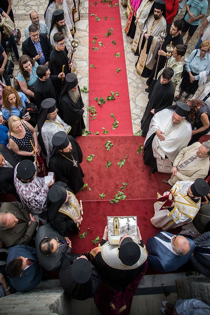 timio-xylo-k-xeira-marias-magadalinis011