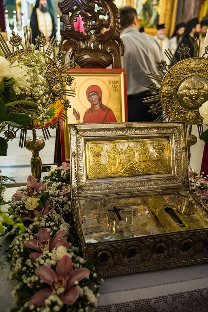 timio-xylo-k-xeira-marias-magadalinis016