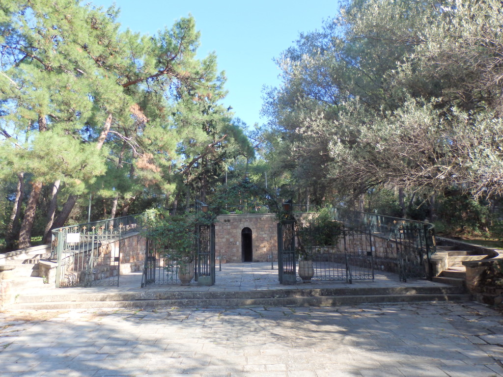 Η Κρύπτη της Αγίας Φιλοθέης