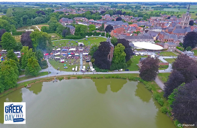 35007248642_c944070959_z