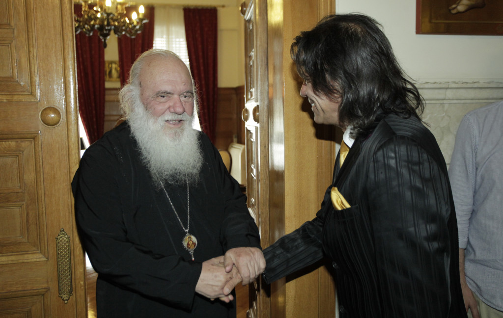 ÓÕÍÁÍÔÇÓÇÅÉÓ ÔÏÕ ÁÑ×ÉÅÐÉÓÊÏÐÏÕ ÉÅÑÙÍÕÌÏÕ ÌÅ ÔÏÕÓ ÓÁÊÇ ÑÏÕÂÁ ÇËÉÁ ØÉÍÁÊÁÇ ÊÁÉ ÐÅÔÑÏ ÃÁÉÔÁÍÏ(--ÓÔÉÃÌÉÏÔÕÐÏ ME TON ) ×ÑÇÓÔÏÓ ÌÐÏÍÇÓ//