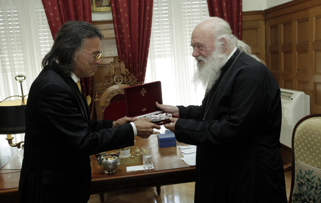 ÓÕÍÁÍÔÇÓÇÅÉÓ ÔÏÕ ÁÑ×ÉÅÐÉÓÊÏÐÏÕ ÉÅÑÙÍÕÌÏÕ ÌÅ ÔÏÕÓ ÓÁÊÇ ÑÏÕÂÁ ÇËÉÁ ØÉÍÁÊÁÇ ÊÁÉ ÐÅÔÑÏ ÃÁÉÔÁÍÏ(--ÓÔÉÃÌÉÏÔÕÐÏ ME TON ) ×ÑÇÓÔÏÓ ÌÐÏÍÇÓ//