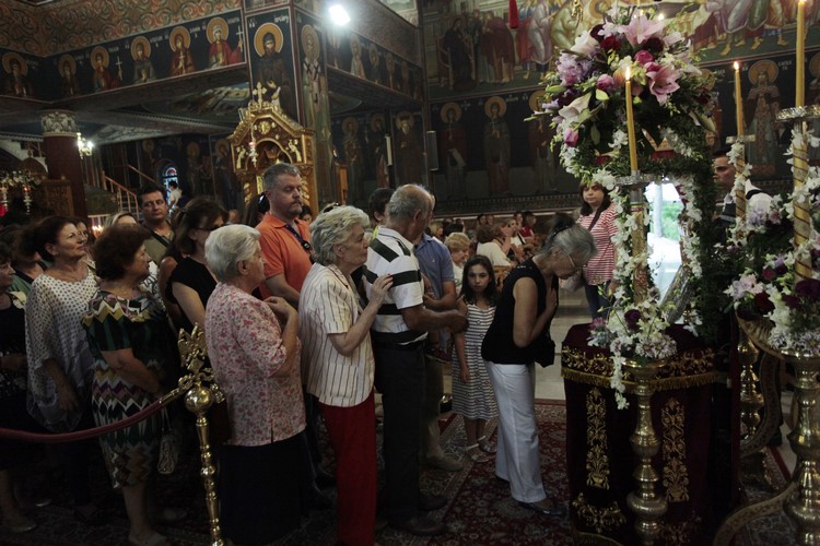 ØÕ×ÉÊÏ--ÁÃÉÁ ÓÏÖÉÁ---Ï ÁÑ×ÉÅÐÉÓÊÏÐÏÓ ÉÅÑÙÍÕÌÏÓ ÓÔÏÍ ÅÓÐÅÑÉÍÏ ÃÉÁ ÔÇÍ ÁÕÑÉÁÍÇ ÅÏÑÔÇ (ÓÏÖÉÁÓ ÐÉÓÔÅÙÓ ÅËÐÉÄÏÓ)//×ÑÇÓÔÏÓ ÌÐÏÍÇÓ