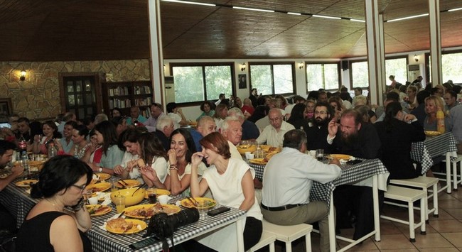 ÃÅÕÌÁ ÔÏÕ ÁÑ×ÉÅÐÉÓÊÏÐÏÕ ÉÅÑÙÍÕÌÏÕ ÓÅ ÓÔÅËÅ×Ç ÊÁÉ ÅÑÃÁÆÏÌÅÍÏÕÓ ÓÅ ÅÊÊËÇÓÉÁÓÔÉÊÏÕÓ ÏÑÃÁÍÉÓÌÏÕÓ//×ÑÇÓÔÏÓ ÌÐÏÍÇÓ