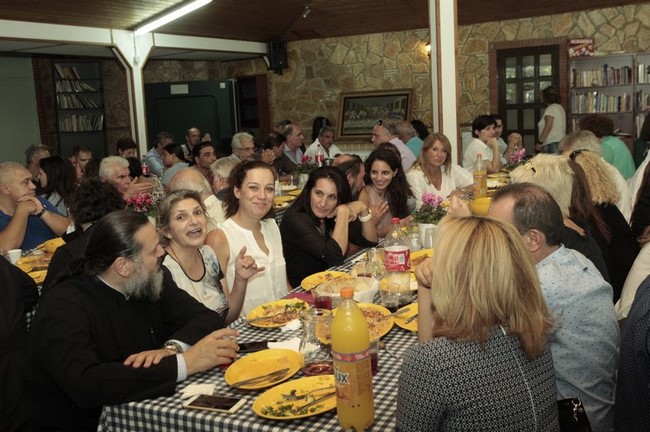 ÃÅÕÌÁ ÔÏÕ ÁÑ×ÉÅÐÉÓÊÏÐÏÕ ÉÅÑÙÍÕÌÏÕ ÓÅ ÓÔÅËÅ×Ç ÊÁÉ ÅÑÃÁÆÏÌÅÍÏÕÓ ÓÅ ÅÊÊËÇÓÉÁÓÔÉÊÏÕÓ ÏÑÃÁÍÉÓÌÏÕÓ//×ÑÇÓÔÏÓ ÌÐÏÍÇÓ