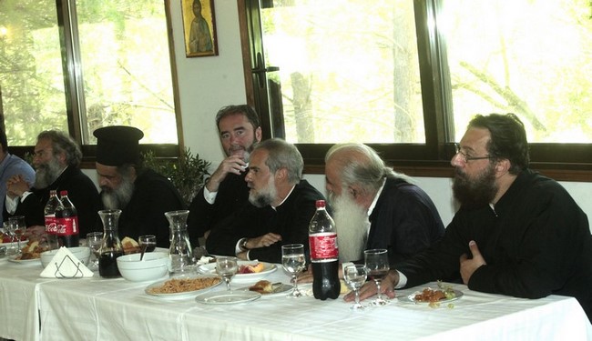 ÃÅÕÌÁ ÔÏÕ ÁÑ×ÉÅÐÉÓÊÏÐÏÕ ÉÅÑÙÍÕÌÏÕ ÓÅ ÓÔÅËÅ×Ç ÊÁÉ ÅÑÃÁÆÏÌÅÍÏÕÓ ÓÅ ÅÊÊËÇÓÉÁÓÔÉÊÏÕÓ ÏÑÃÁÍÉÓÌÏÕÓ//×ÑÇÓÔÏÓ ÌÐÏÍÇÓ