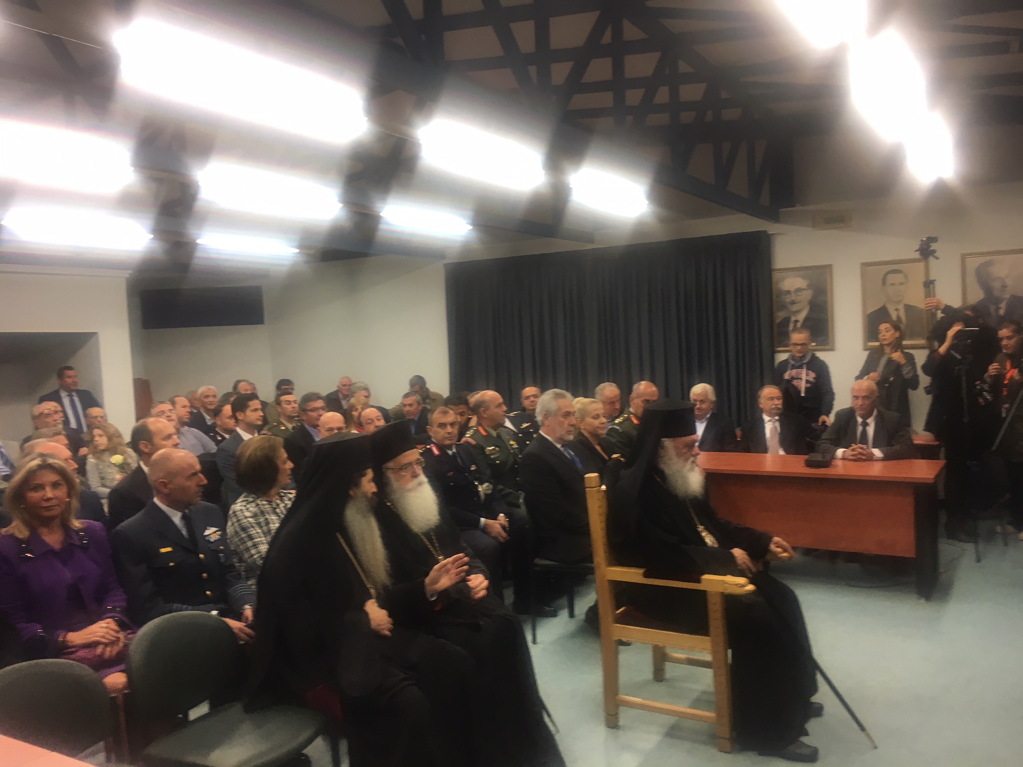 αρχιεπίσκοπος