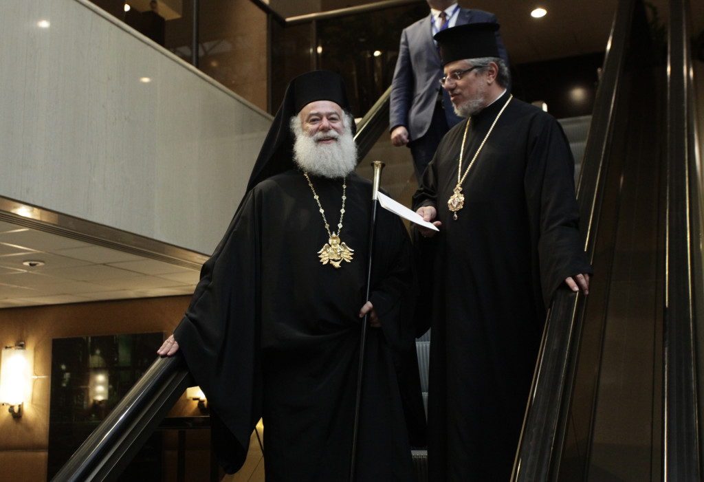 2ç ÄÉÅÈÍÇÓ ÄÉÁÓÊÅØÇ ÁÈÇÍÙÍ ÃÉÁ ÔÏÍ "ÈÑÇÓÊÅÕÔÉÊÏ ÊÁÉ ÐÏËÉÔÉÓÔÉÊÏ ÐËÏÕÑÁËÉÓÌÏ ÊÁÉ ÔÇÍ ÅÉÑÇÍÉÊÇ ÓÕÍÕÐÁÑÎÇ ÓÔÇÍ ÌÅÓÇ ÁÍÁÔÏËÇ" --ÁÐÏÃÅÕÌÁÔÉÍÇ ÓÕÍÅÄÑÉÁÓÇ--ÓÕÌÌÅÔÏ×Ç ÔÏÕ ÏÉÊÏÕÌÅÍÉÊÏÕ ÐÁÔÑÉÁÑ×Ç ÂÁÑÈÏËÏÌÁÉÏÕ--×ÑÇÓÔÏÓ ÌÐÏÍÇÓ