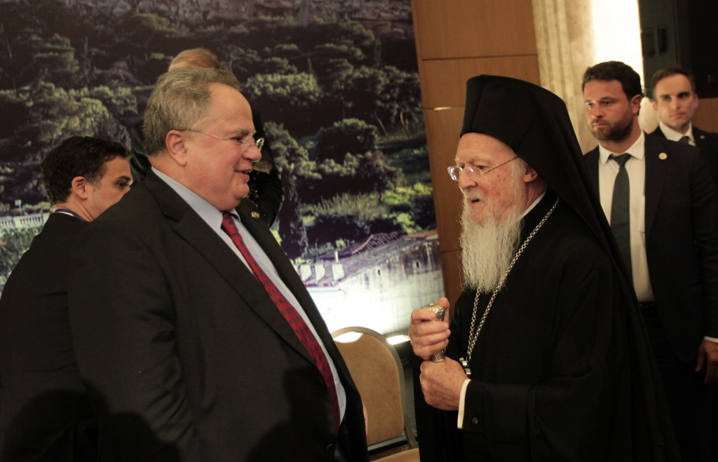 2ç ÄÉÅÈÍÇÓ ÄÉÁÓÊÅØÇ ÁÈÇÍÙÍ ÃÉÁ ÔÏÍ "ÈÑÇÓÊÅÕÔÉÊÏ ÊÁÉ ÐÏËÉÔÉÓÔÉÊÏ ÐËÏÕÑÁËÉÓÌÏ ÊÁÉ ÔÇÍ ÅÉÑÇÍÉÊÇ ÓÕÍÕÐÁÑÎÇ ÓÔÇÍ ÌÅÓÇ ÁÍÁÔÏËÇ" --ÁÐÏÃÅÕÌÁÔÉÍÇ ÓÕÍÅÄÑÉÁÓÇ--ÓÕÌÌÅÔÏ×Ç ÔÏÕ ÏÉÊÏÕÌÅÍÉÊÏÕ ÐÁÔÑÉÁÑ×Ç ÂÁÑÈÏËÏÌÁÉÏÕ--×ÑÇÓÔÏÓ ÌÐÏÍÇÓ