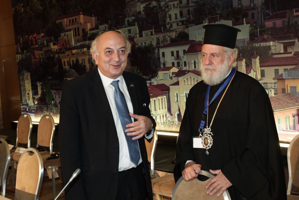 2ç ÄÉÅÈÍÇÓ ÄÉÁÓÊÅØÇ ÁÈÇÍÙÍ ÃÉÁ ÔÏÍ "ÈÑÇÓÊÅÕÔÉÊÏ ÊÁÉ ÐÏËÉÔÉÓÔÉÊÏ ÐËÏÕÑÁËÉÓÌÏ ÊÁÉ ÔÇÍ ÅÉÑÇÍÉÊÇ ÓÕÍÕÐÁÑÎÇ ÓÔÇÍ ÌÅÓÇ ÁÍÁÔÏËÇ" --ÁÐÏÃÅÕÌÁÔÉÍÇ ÓÕÍÅÄÑÉÁÓÇ--ÓÕÌÌÅÔÏ×Ç ÔÏÕ ÏÉÊÏÕÌÅÍÉÊÏÕ ÐÁÔÑÉÁÑ×Ç ÂÁÑÈÏËÏÌÁÉÏÕ--×ÑÇÓÔÏÓ ÌÐÏÍÇÓ