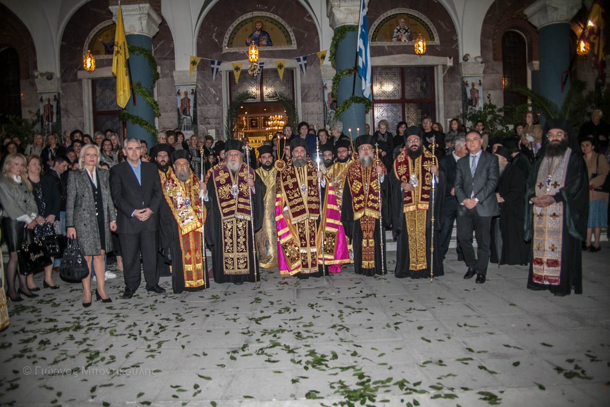 ΕΣΠΕΡΙΝΟΣ-ΕΝ-ΛΑΡΙΣΗ-ΑΓΙΩΝ03