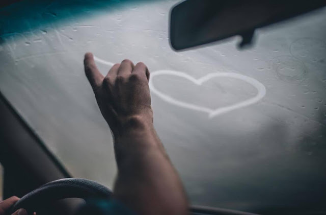 αντιδράσουν