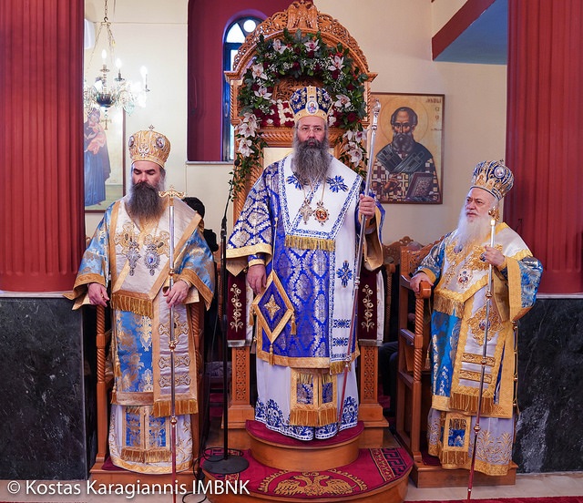 24006999517_6a446c78ac_z