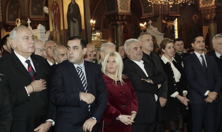 ÐÅÉÑÁÉÁÓ ÈÅÐÖÁÍÅÉÁ--ÈÅÉÁ ËÅÉÔÏÕÑÃÉÁ ÓÔÏÍ ÌÇÔÑÏÐÏËÉÔÉÊÏ ÍÁÏ ÔÏÕ ÐÅÉÑÁÉÁ ×ÏÑÏÓÔÁÔÏÕÍÔÏÓ ÔÏÕ ÁÑ×ÉÅÐÉÓÊÏÐÏÕ ÉÅÑÙÍÕÌÏÕ ÊÁÉ ÓÕÍËÅÉÔÏÕÑÃÏÕÍÔÏÓ ÔÏÕ ÌÇÔÑÏÐ ÐÅÉÑÁÉÁ ÓÅÑÁÖÅÉÌ//×ÑÇÓÔÏÓ ÌÐÏÍÇÓ