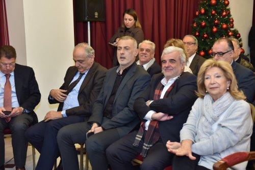 7727e2008d3aafaf0bb8c31de596c955