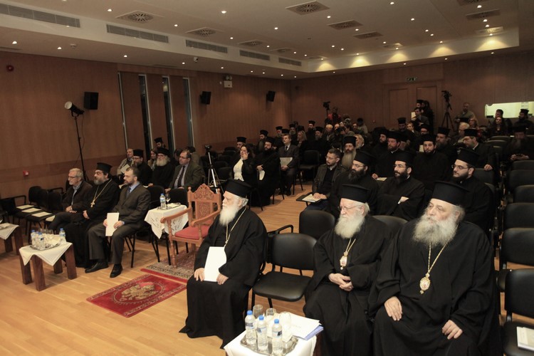 Ï ÁÑ×ÉÅÐÉÓÊÏÐÏÓ ÉÅÑÙÍÕÌÏÓ ÓÅ ÇÌÅÑÉÄÁ ÔÏÕ ÉÄÑÕÌÁÔÏÓ ÐÏÉÌÁÍÔÉÊÇÓ ÅÐÉÌÏÑÖÙÓÇÓ ÔÇÓ ÁÑ×ÉÅÐÉÓÊÏÐÇÓ Åêêëçóßáò"//×ÑÇÓÔÏÓ ÌÐÏÍÇÓ