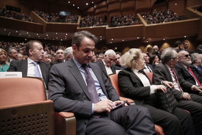 ÅÊÄÇËÙÓÇ ÔÉÌÇÓ ÃÉÁ ÔÇÍ ÓÕÌÐËÇÑÙÓÇ 10 ×ÑÏÍÙÍ ÁÐÏ ÔÇÍ ÅÊËÏÃÇ ÔÏÕ ÁÑ×ÉÅÐÉÓÊÏÐÏÕ ÉÅÑÙÍÕÌÏÕ (EUROKINISSI/ÓÔÅËÉÏÓ ÌÉÓÉÍÁÓ)