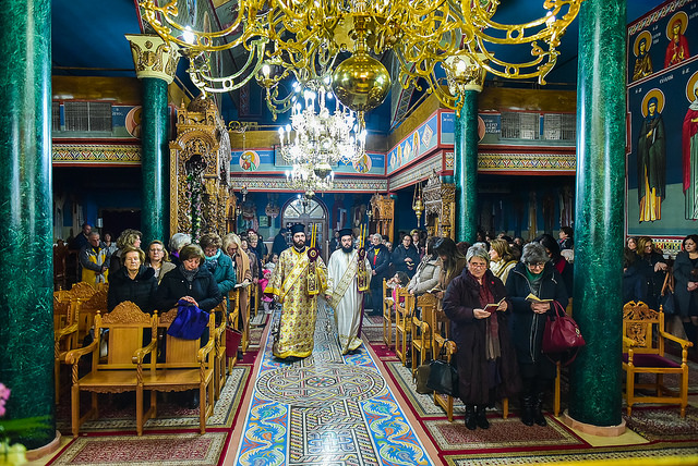 25707555747_e83e999e46_z