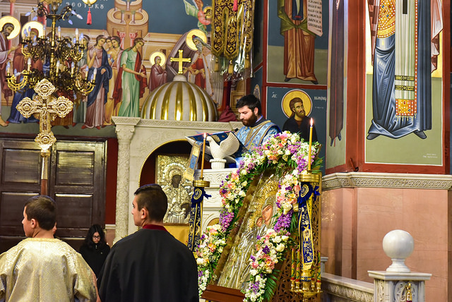 27133819768_a3bda1f626_z