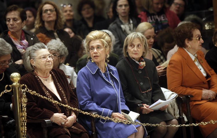 Ï ÁÑ×ÉÅÐÉÓÊÏÐÏÓ ÉÅÑÙÍÕÌÏÓ ÓÔÇÍ ÁÊÏËÏÕÈÉÁ ÔÏÕ ÁÊÁÈÉÓÔÏÕ ÕÌÍÏÕ//×ÑÇÓÔÏÓ ÌÐÏÍÇÓ