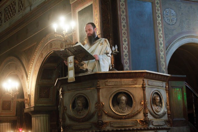 Ï ÁÑ×ÉÅÐÉÓÊÏÐÏÓ ÉÅÑÙÍÕÌÏÓ ÓÔÇÍ ÁÃÉÁ ÅÉÑÇÍÇ (ÁÉÏËÏÕ)--×ÑÇÓÔÏÓ ÌÐÏÍÇÓ