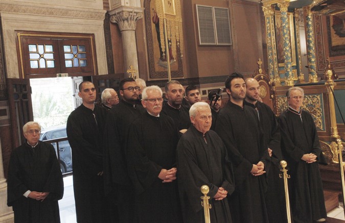 Ï ÁÑ×ÉÅÐÉÓÊÏÐÏÓ ÉÅÑÙÍÕÌÏÓ ÓÔÇÍ ÈÅÉÁ ËÅÉÔÏÕÑÃÉÁ ÓÔÇÍ ÌÇÔÑÏÐÏËÇ ÁÈÇÍÙÍ ÃÉÁ ÔÇÍ ÊÕÑÉÁÊÇ ÔÇÓ ÐÅÍÔÇÊÏÓÔÇÓ--×ÑÇÓÔÏÓ ÌÐÏÍÇÓ