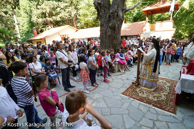 27495875817_694682c975_z