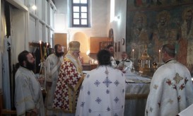 θεράποντος