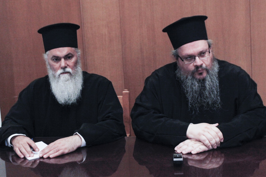 ÓÕÍÁÍÔÇÓÇ ÔÏÕ ÁÑ×ÉÅÐÉÓÊÏÐÏÕ ÉÅÑÙÍÕÌÏÕ ÌÅ ÔÇÍ ÄÉÁÍÁÊÏÉÍÂÏÕËÅÕÔÉÊÇ ÓÕÍÏÄÏ ÔÙÍ ÏÑÈÏÄÏÎÙÍ ÂÏÕËÅÕÔÙÍ--×ÑÇÓÔÏÓ ÌÐÏÍÇÓ//EUROKINISSI