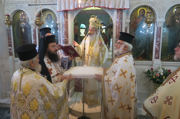 αρχιερατική