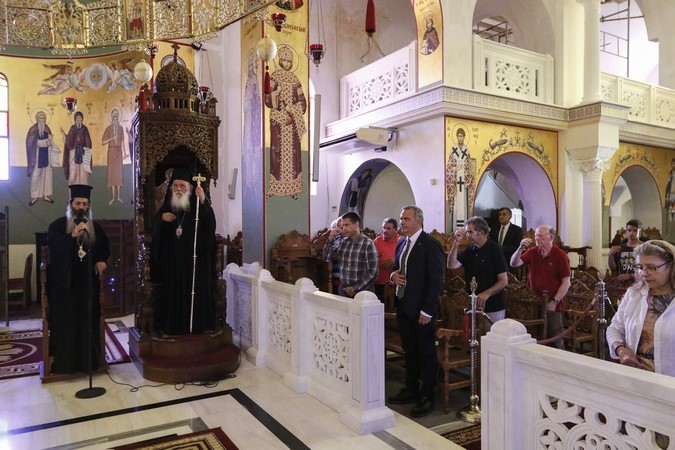 ÅÐÉÌÍÇÌÏÓÕÍÇ ÄÅÇÓÇ ÁÐÏ ÔÏÍ ÁÑ×ÉÅÐÉÓÊÏÐÏ ÉÅÑÙÍÕÌÏ ÃÉÁ ÔÁ ÈÕÌÁÔÁ ÔÙÍ ÐÕÑÊÁÃÉÙÍ ÓÔÏ ÍÔÁÏÕ ÐÅÍÔÅËÇÓ (Eurokinissi/ÊÏÍÔÁÑÉÍÇÓ ÃÉÙÑÃÏÓ)