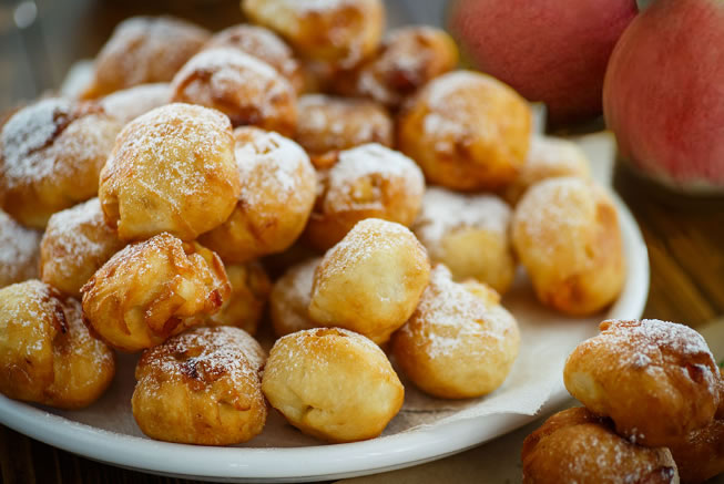 λουκουμαδάκια