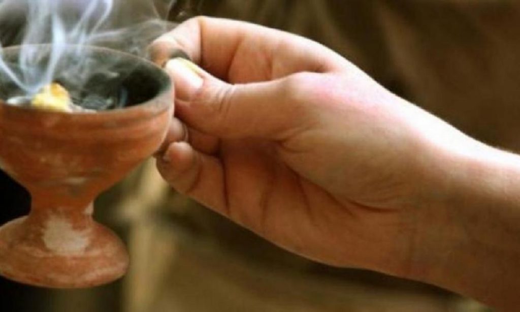 λιβανίζουμε