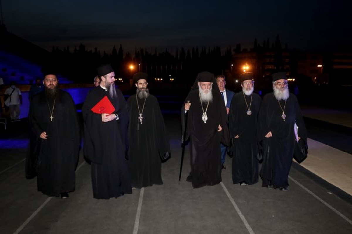 αρχιεπίσκοπος