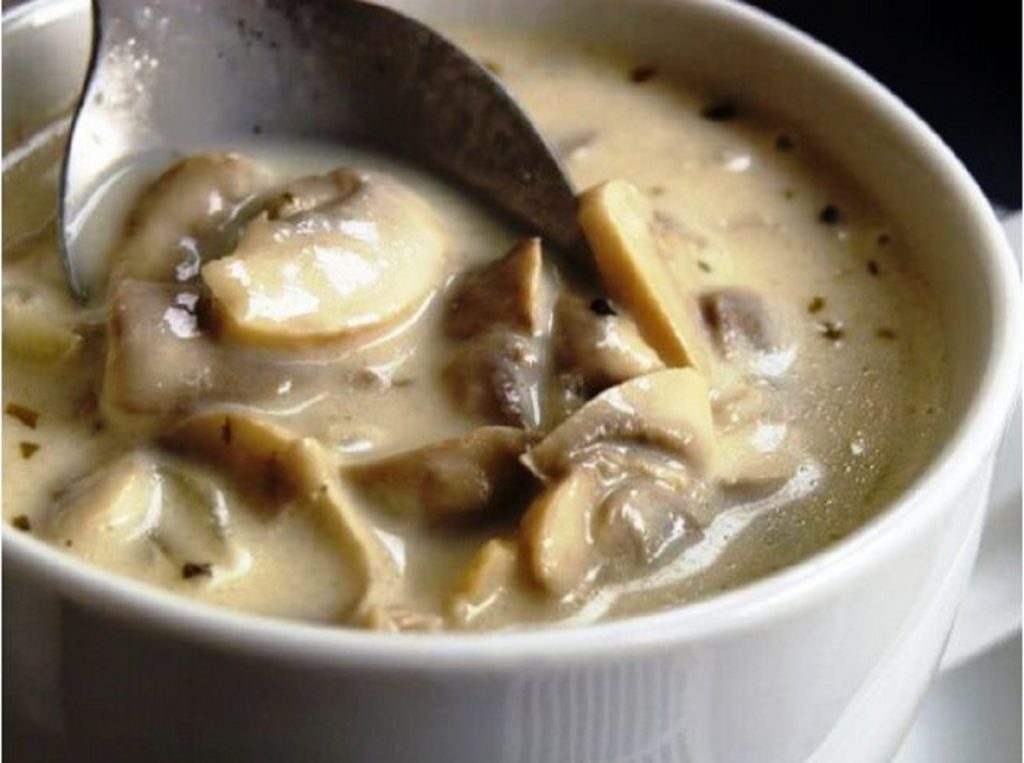 ταχινόσουπα