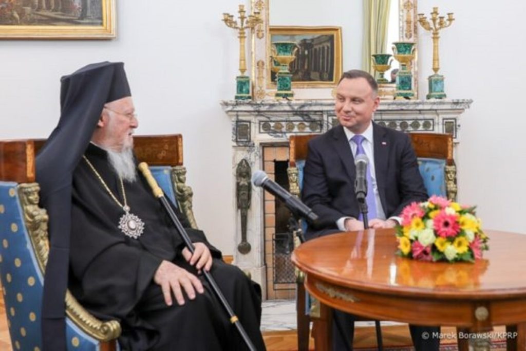 οικουμενικός