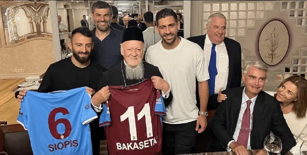 οικουμενικός