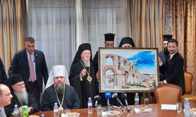 οικουμενικός