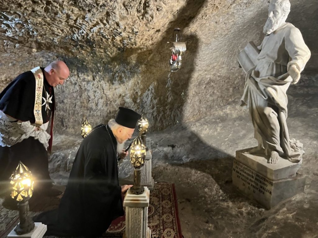 οικουμενικός