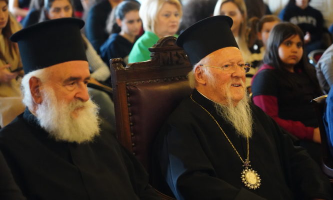 οικουμενικός