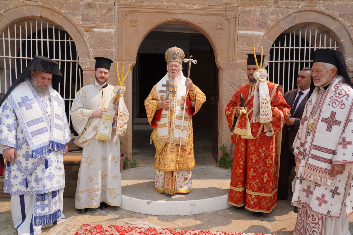 οικουμενικός