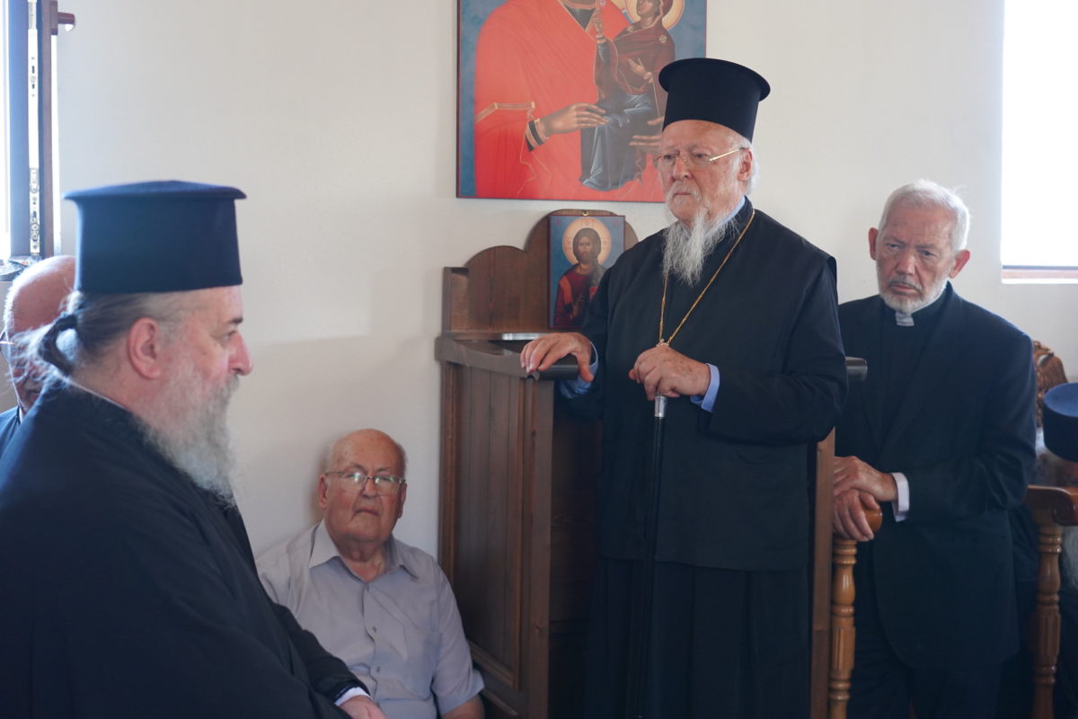 οικουμενικός