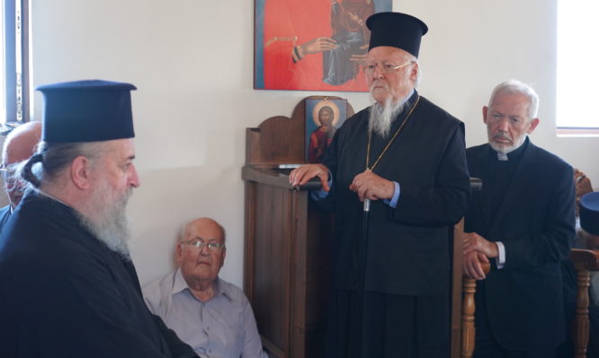 οικουμενικός