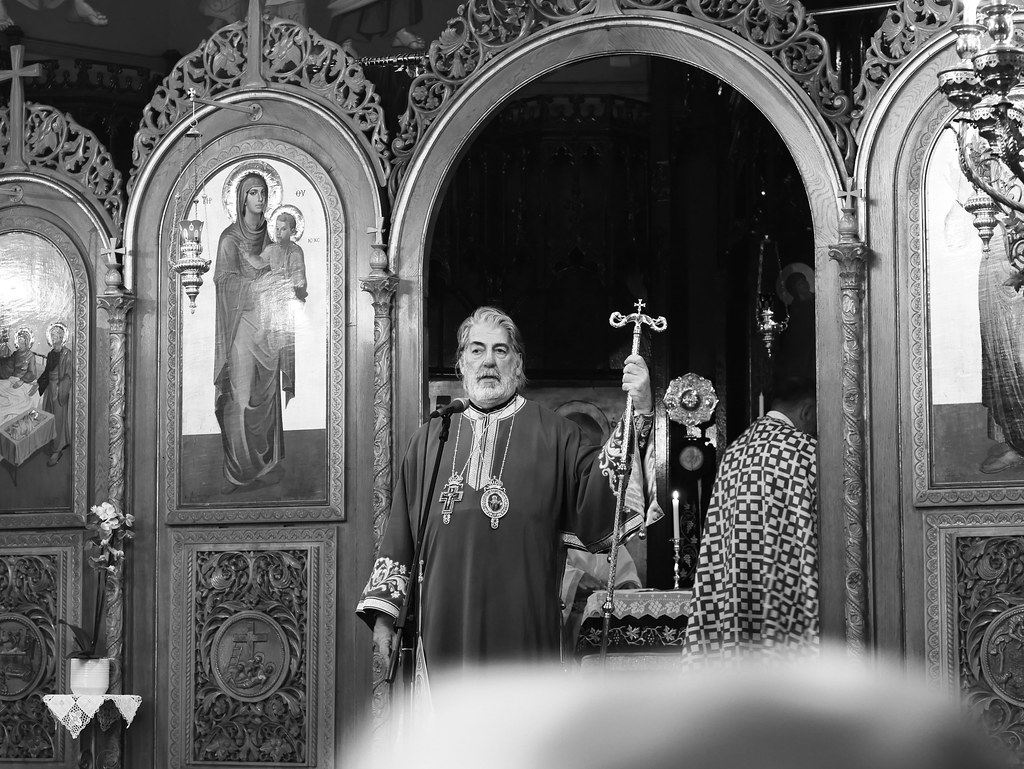 θυατερίρων