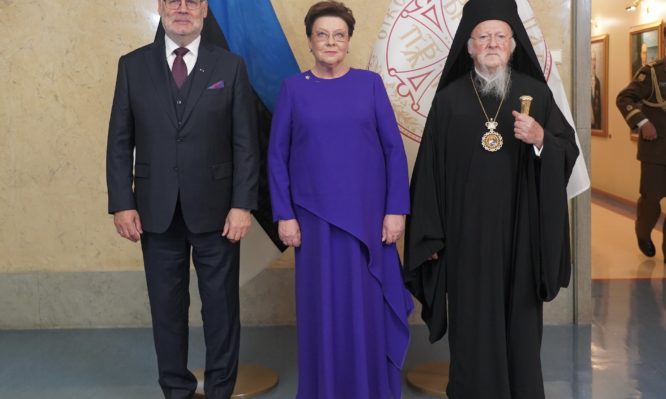 οικουμενικός