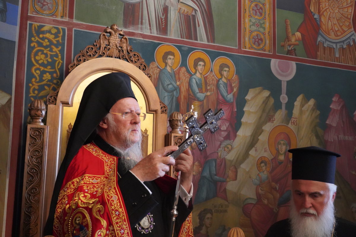 οικουμενικός